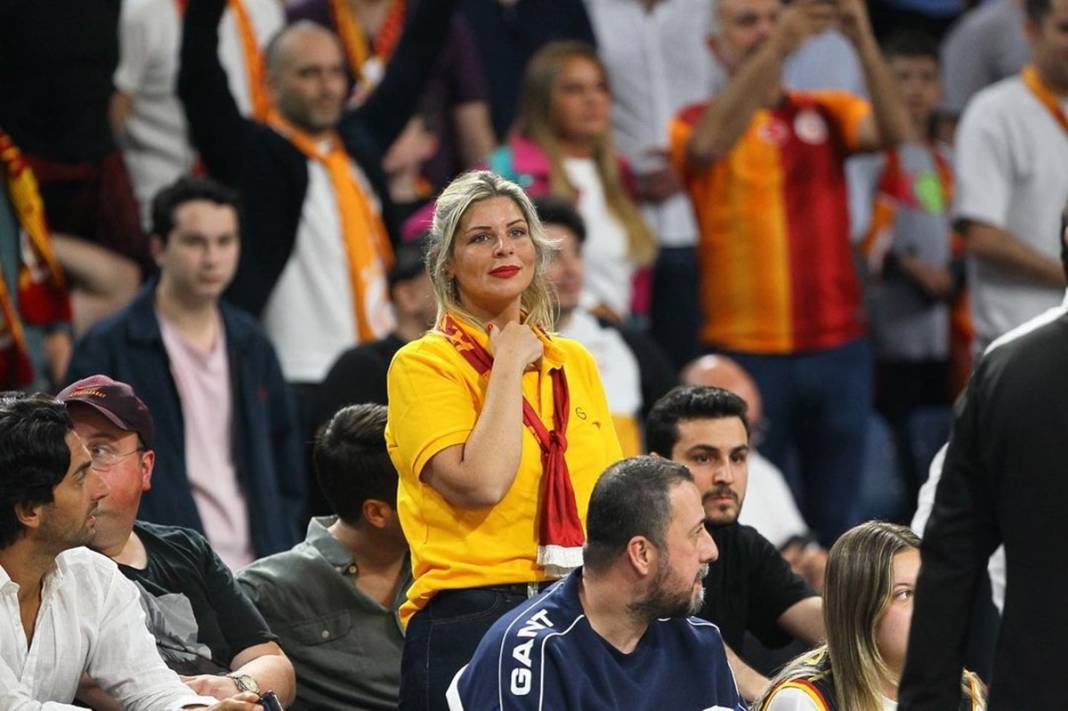 Pelin Öztekin'in nasıl zayıfladığı ortaya çıktı! 153 kilodan 60 kiloya geldi, pozları beğeni yağmuruna tutuluyor! 11